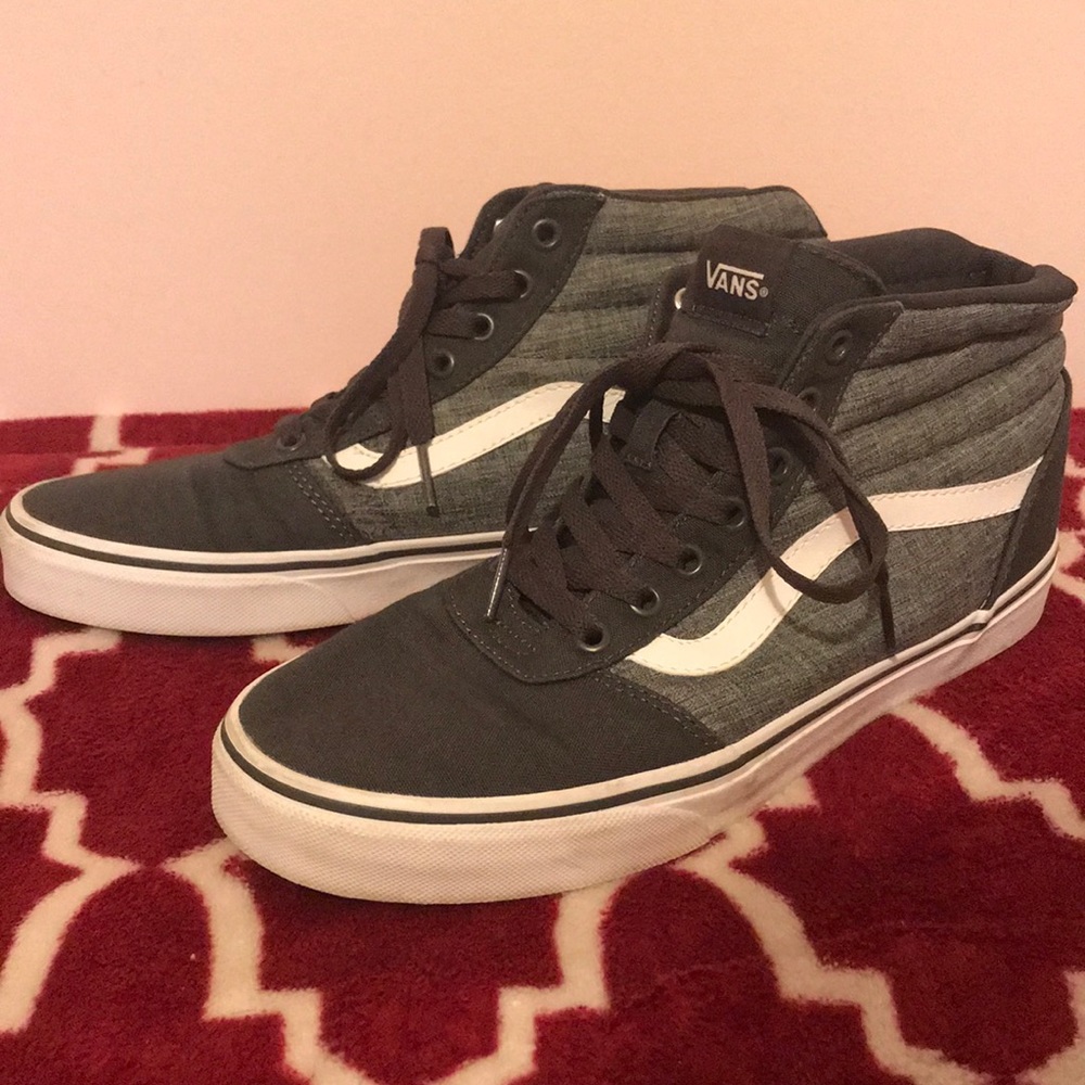 GRAY VANS😍